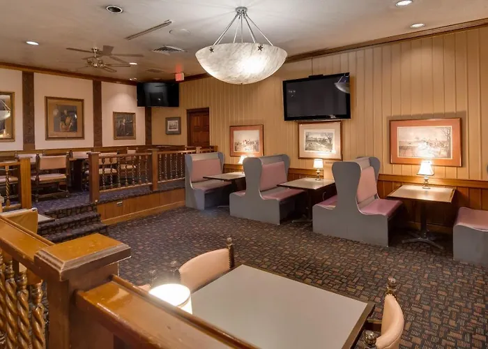 Western Airport 3*