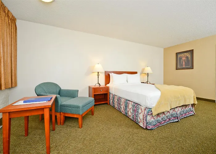 Western Airport Gasthof 3*